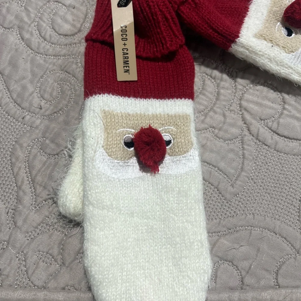 Knit Santa Mittens, girls L/XL, women’s XS/S, Coco + Carmen
